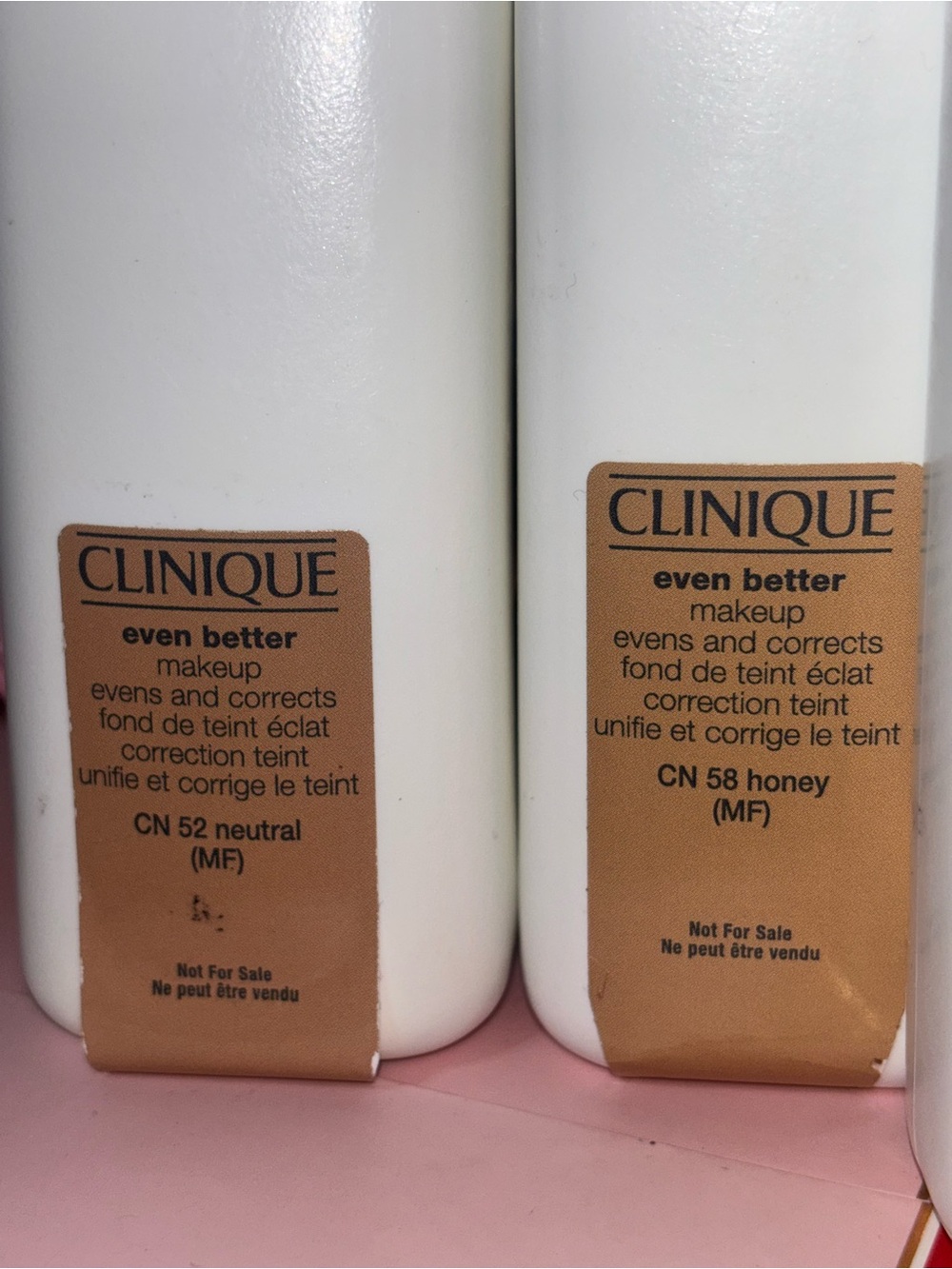 Clinique Even Better Clinical Serum Foundation - Picture 4 of 9